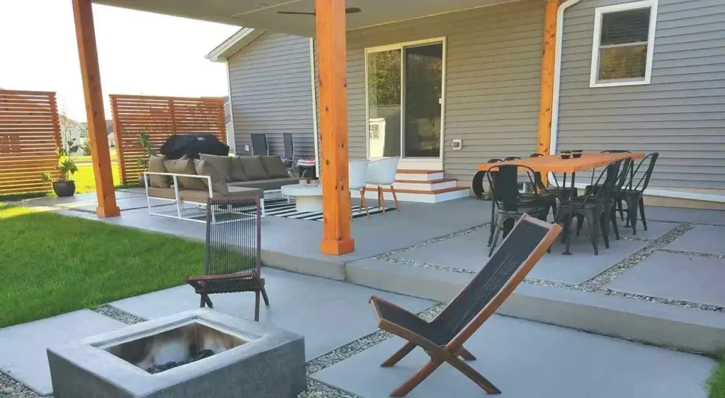 Spacious outdoor concrete patio
 with pavers in Atlanta GA